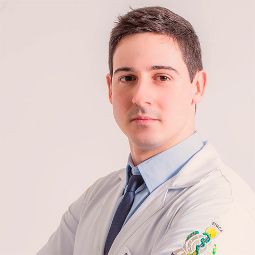 Dr. Gustavo Neves
